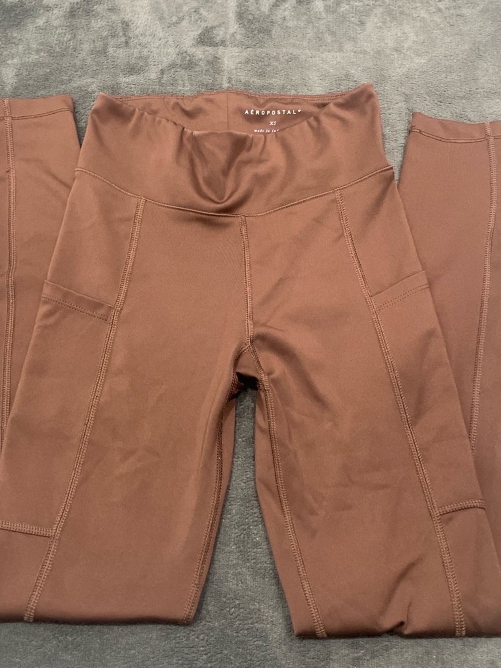 Aeropostale Women's High-Rise Pocket Leggings - Rust Brown